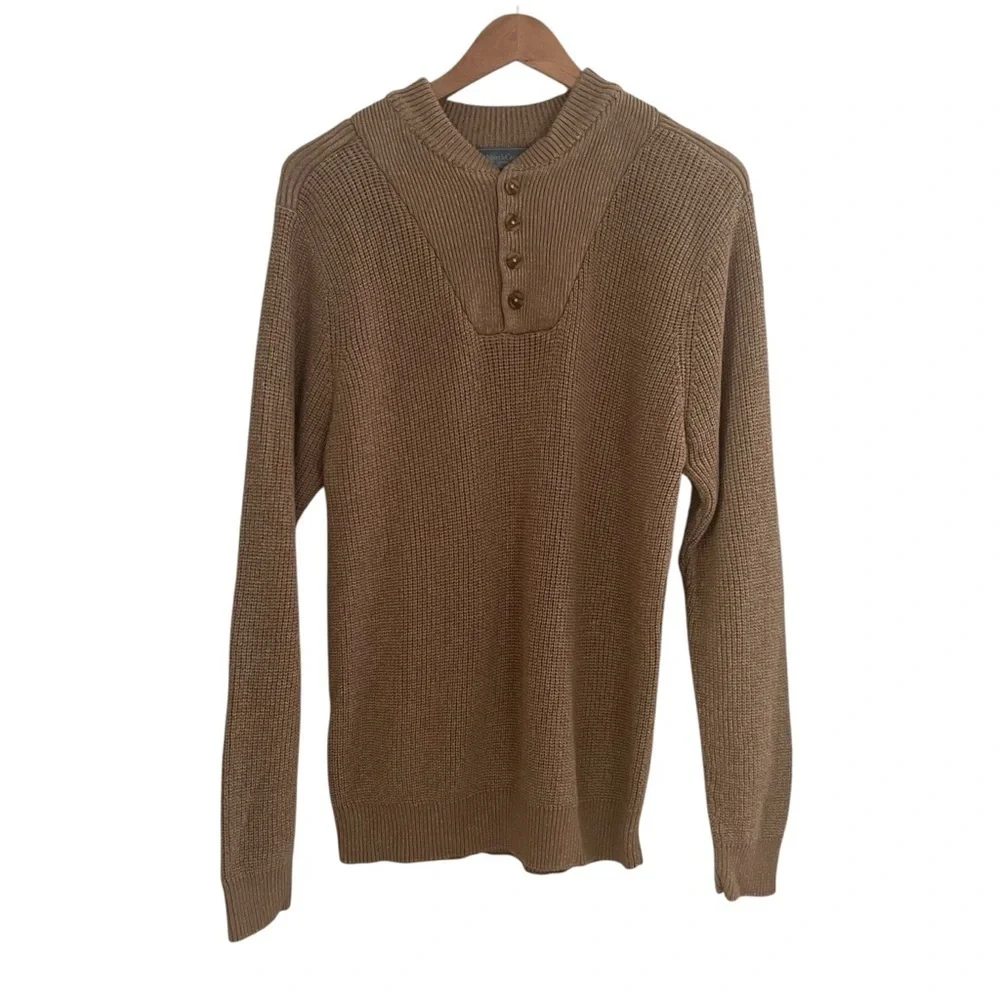 Northcrest Classic Men's Sz L Tan Camel military henley Sweater Button Detail
